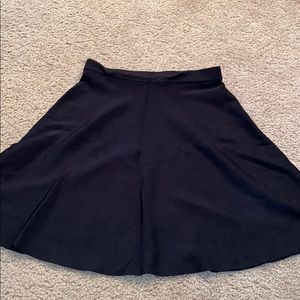pleated black skirt